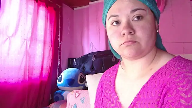 NikkiRous  online show from 02/11/26, 02:00