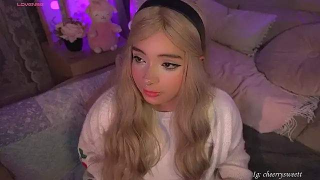 Cheerrysweett online show from 03/06/26, 12:51