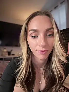 BrattyBae xo online show from 01/15/26, 07:50