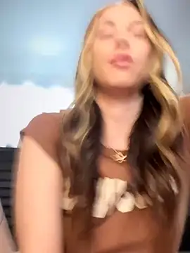 BrattyBae xo online show from 06/01/26, 06:53