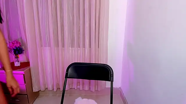 vale kross online show from 09/09/25, 02:16