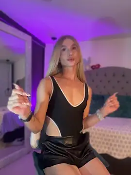 miaromanove ss online show from 05/20/26, 03:24