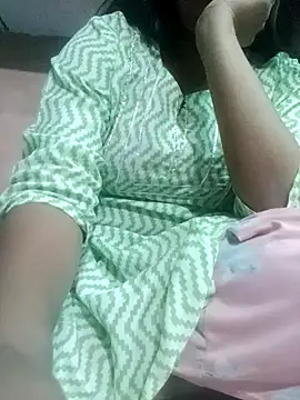 Snapshot of Im_Cute chatting on 03/18/25, 06:59 Im Cute online show from 03/18/25, 06:59