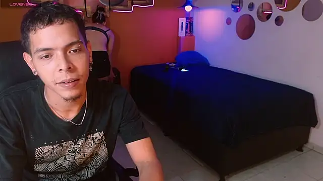 Snapshot of KokoAndRin chatting on 01/07/25, 08:21 KokoAndRin online show from 01/07/25, 08:21