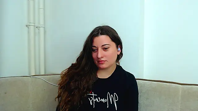 Helen Adams  online show from 12/09/24, 01:45