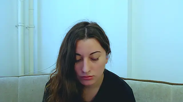 Helen Adams  online show from 02/14/25, 10:28