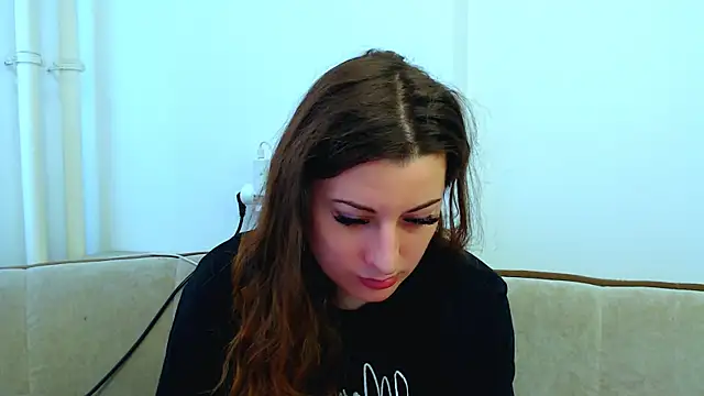 Helen Adams  online show from 03/21/25, 08:28