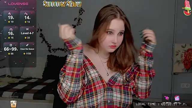 Snapshot of Crystal_Chris chatting on 01/22/25, 06:20 Crystal Chris online show from 01/22/25, 06:20