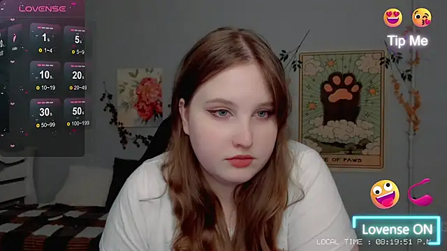 Snapshot of Crystal_Chris chatting on 09/23/25, 05:16 Crystal Chris online show from 09/23/25, 05:16