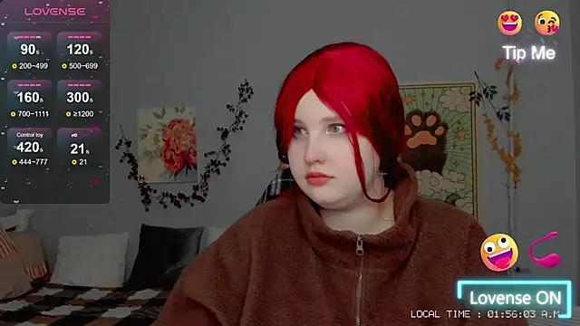 Snapshot of Crystal_Chris chatting on 10/09/25, 10:52 Crystal Chris online show from 10/09/25, 10:52