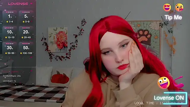 Snapshot of Crystal_Chris chatting on 10/15/25, 08:14 Crystal Chris online show from 10/15/25, 08:14