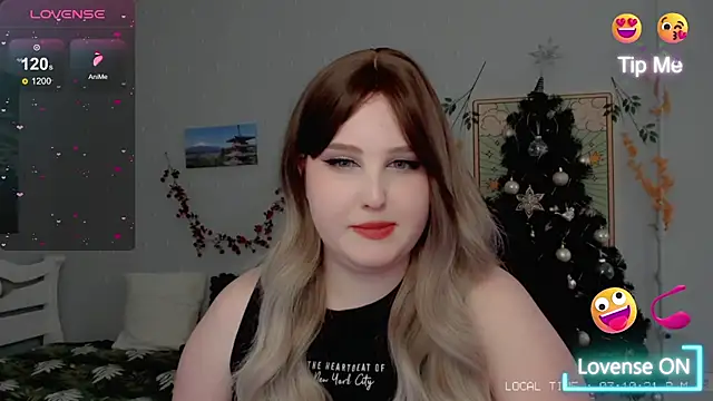 Snapshot of Crystal_Chris chatting on 01/13/26, 01:05 Crystal Chris online show from 01/13/26, 01:05