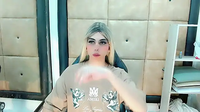 Daniela Pink  online show from 02/16/25, 08:55