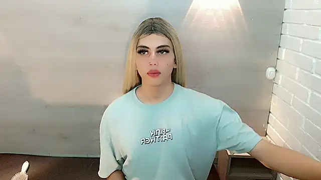 Daniela Pink  online show from 03/02/25, 07:23