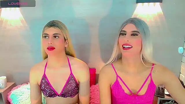 Daniela Pink  online show from 03/22/25, 09:31