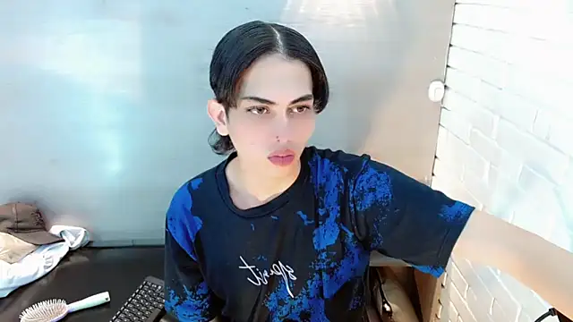 Daniela Pink  online show from 09/12/25, 08:31