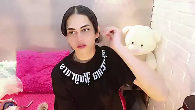 Daniela Pink  online show from 10/23/25, 07:45