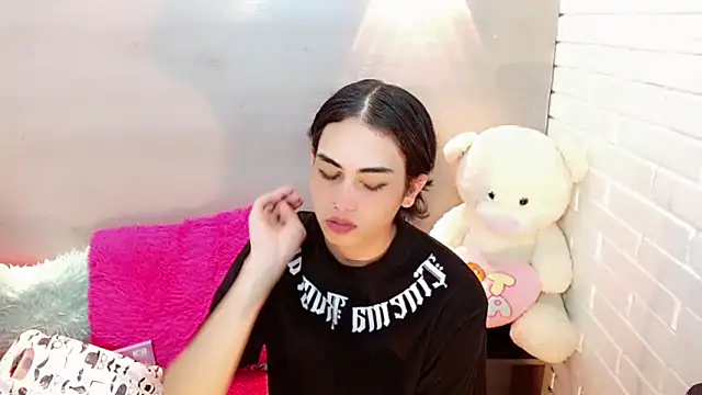 Daniela Pink  online show from 11/10/25, 07:35