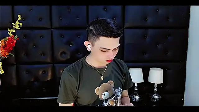 Daniela Pink  online show from 03/23/26, 07:07