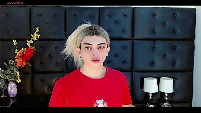 Daniela Pink  online show from 03/26/26, 07:30