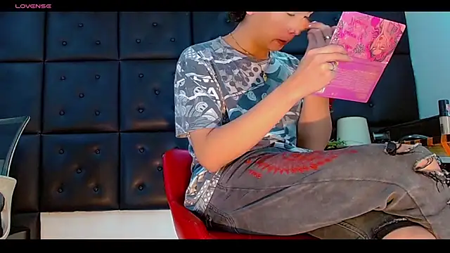 Daniela Pink  online show from 07/14/26, 06:57