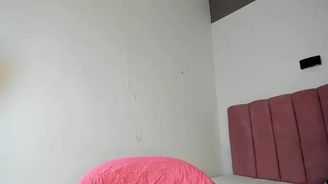 Tahira 21  online show from 04/02/26, 07:44