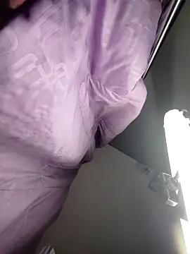 Sasha smith23 online show from 03/04/25, 03:11