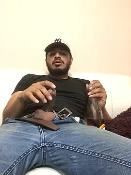 Snapshot of StripArt_ chatting on 11/07/25, 03:50 StripArt online show from 11/07/25, 03:50