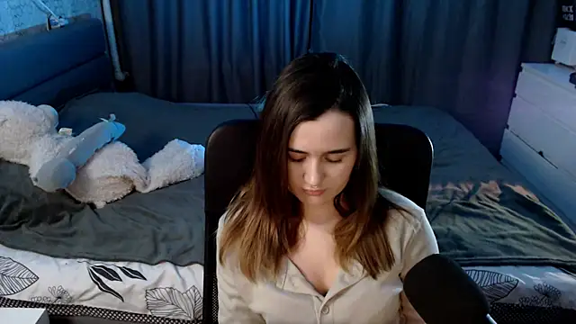 KiraYammy online show from 12/12/24, 01:10