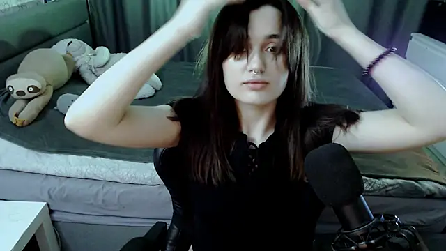 KiraYammy online show from 01/24/25, 10:30