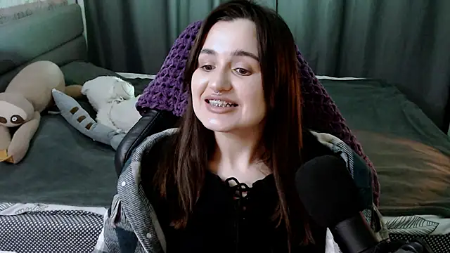 KiraYammy online show from 02/14/25, 02:54