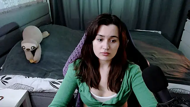 KiraYammy online show from 03/07/25, 10:32