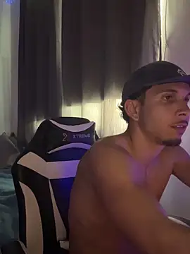 privpunhetinha01 online show from 09/10/25, 05:13