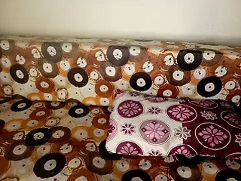 shuhana  online show from 11/08/25, 12:55