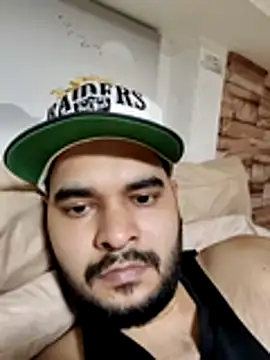 Snapshot of Magicman09@xh chatting on 03/03/26, 06:41 Magicman09xh online show from 03/03/26, 06:41