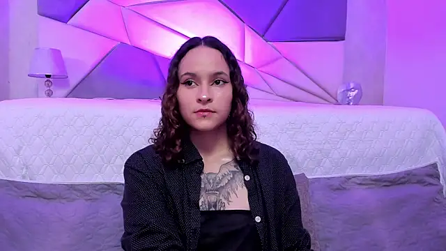 Snapshot of AnnyThompson_ chatting on 12/22/24, 09:09 AnnyThompson online show from 12/22/24, 09:09