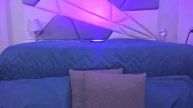 Snapshot of AnnyThompson_ chatting on 01/02/25, 08:57 AnnyThompson online show from 01/02/25, 08:57