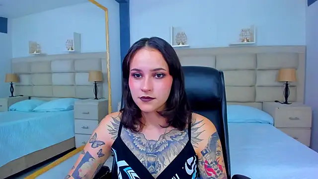 Snapshot of AnnyThompson_ chatting on 10/26/25, 08:59 AnnyThompson online show from 10/26/25, 08:59