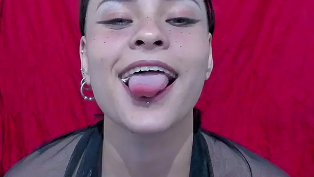 AnnyThompson  online show from 04/13/26, 04:51