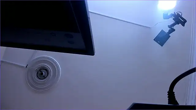 TifanyChill online show from 11/27/25, 07:05