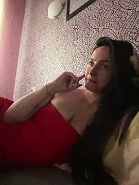 Snapshot of Kristis43 chatting on 07/07/26, 03:16 Kristis43 online show from 07/07/26, 03:16