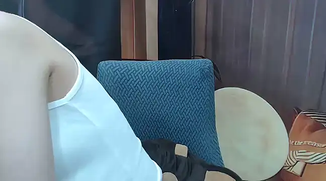 KaleAnisa online show from 03/02/25, 07:43