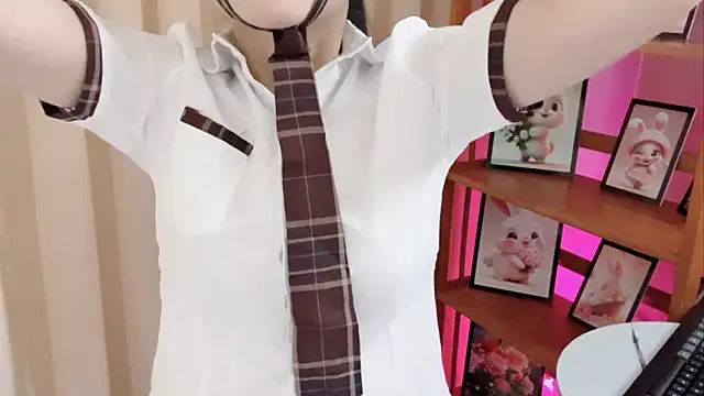 KaleAnisa online show from 03/13/26, 01:23