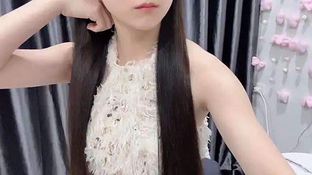 KaleAnisa online show from 07/05/26, 04:19
