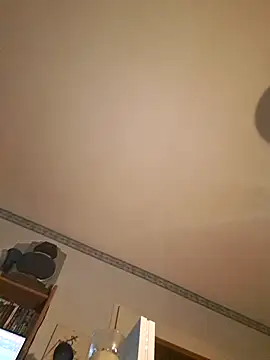 Snapshot of TheHardone_29 chatting on 12/10/24, 03:41 TheHardone 29 online show from 12/10/24, 03:41