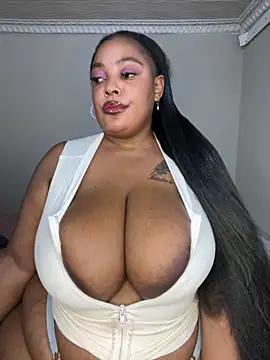 Katamia25 online show from 01/18/25, 04:04