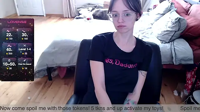 Plantbabeee online show from 02/06/25, 05:40