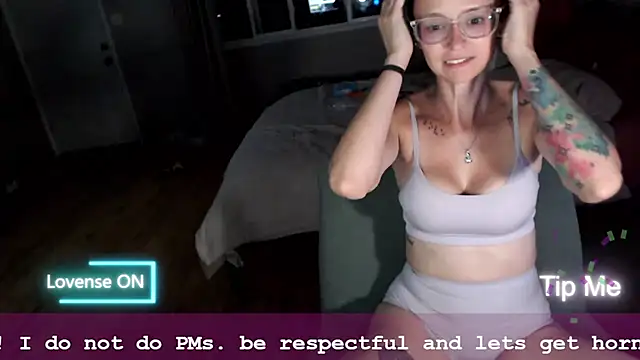 Plantbabeee online show from 07/12/26, 04:14