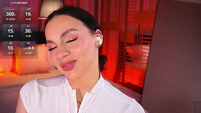 LunaNight online show from 03/01/26, 08:22