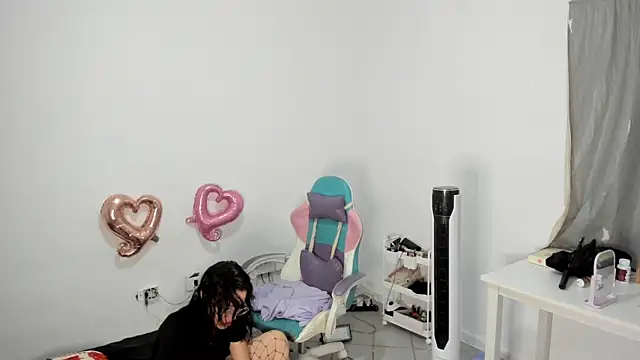 WandaDoll online show from 02/15/25, 09:48